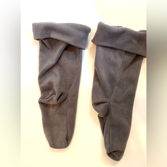 Women’s Gray Fleece Knee-High Boot Liners - Picture 3 of 4